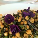kichererbsen mit Vanille und Blumen